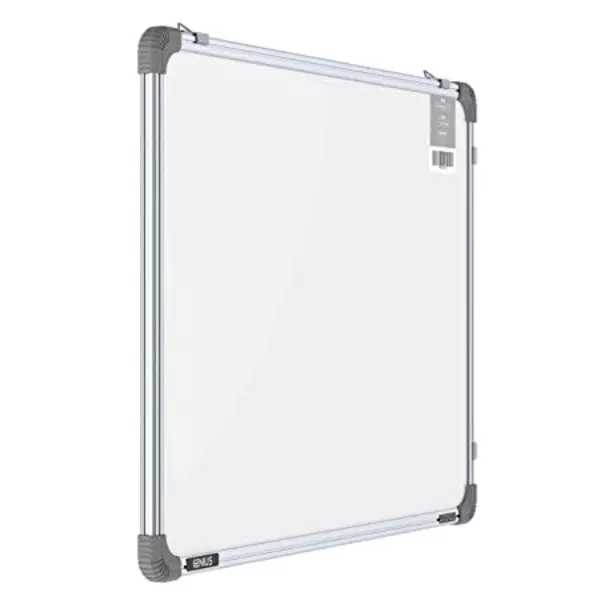 WHITE BOARD 1.5X2 FEET